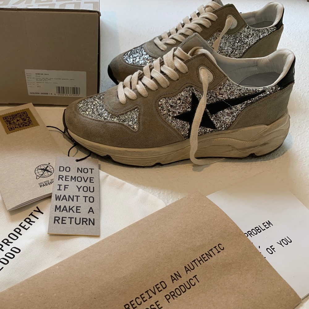 Women's Running Sole in silver glitter and dove gray suede